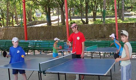 Настольный теннис на территории ДОЛ Экспресс, г. Геленджик, с. Кабардинка