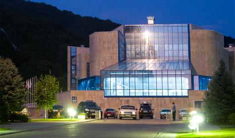 Водноспортивный комплекс, курортный комплекс Молния Ямал (главный корпус "Молния"), Туапсинский район, п. Небуг