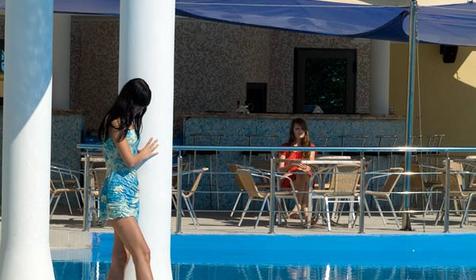 Бар Бриз, курортный комплекс Молния Ямал (главный корпус "Молния"), Туапсинский район, п. Небуг