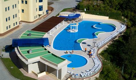 Бар Бриз, курортный комплекс Молния Ямал (главный корпус "Молния"), Туапсинский район, п. Небуг