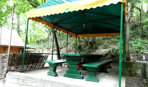 Беседка для отдыха. Туристическая база отдыха Ле-Шале, г. Геленджик, х. Джанхот