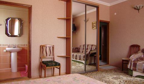 Номер гостевого дома по переулку Олимпийский 10, г. Геленджик, с. Кабардинка