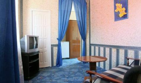 Двухкомнатный номер, (комната 2), гостиница Экзотик, г. Сочи, Адлер