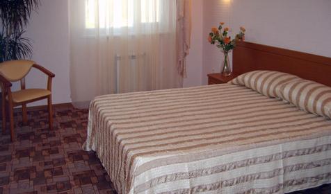 Номер во втором корпусе (№ 11), гостиница Москва, г. Туапсе