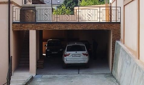 Автостоянка гостевого дома Аркадия, г. Сочи, п. Лазаревское