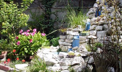 Уютный двор частной гостиницы Ви Лена, г. Сочи, Лазаревский район, п. Лоо