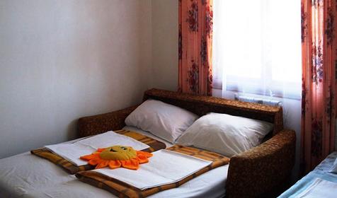 Комната с удобствами на этаже, частный дом Альмира, г. Сочи, Лазаревский район, п. Лоо