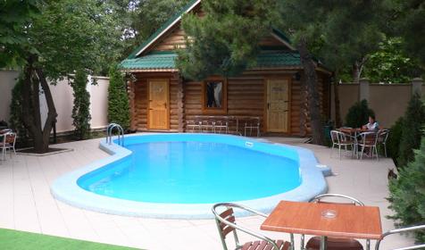 Бассейн гостевого дома Сосновая дача, г. Геленджик