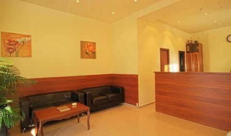 Ресепшн отеля Бристоль, г. Сочи, Лазаревский район, п. Лазаревское