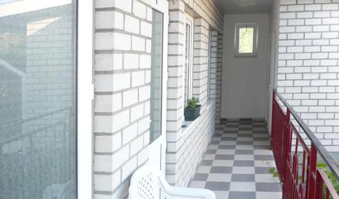 Балкон частной гостиницы У Фонтана, г. Геленджик