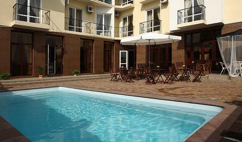 Внутренний двор отеля Marco Polo, г. Анапа