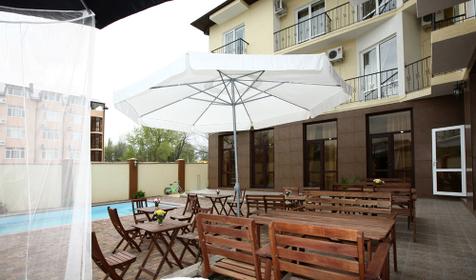 Летняя площадка отеля Marco Polo, г. Анапа