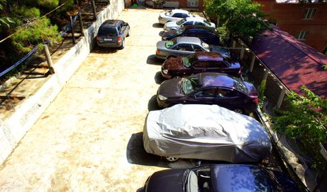 Автостоянка. Частная гостиница ВарЛиана, г. Сочи, п. Лазаревское