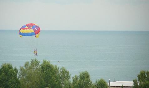 Пляжные развлечения. Гостевой дом Давид, г. Сочи, Адлер
