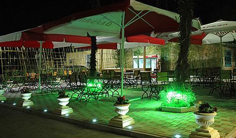 Гриль-бар вечером, отель Бристоль, г. Сочи, Лазаревский район, п. Лазаревское