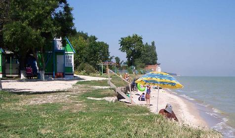 Пляж базы отдыха Ветерок, Ейский район, ст. Должанская, Коса Долгая