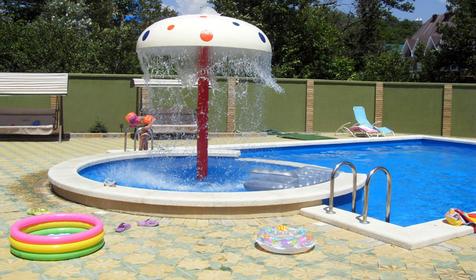 Двор, отель Арлюма, г. Сочи, Лазаревский район, с. Якорная Щель