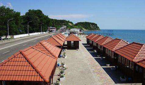 Кафе на улице с живой музыкой гостинично-развлекательного центра Босфор, Туапсинский район, с. Лермонтово