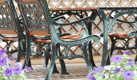 Летний двор ресторана Красная палатка отеля Иностранец, г. Краснодар