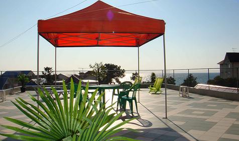 Место для отдыха на крыше отеля Гавана, г. Сочи, Адлер