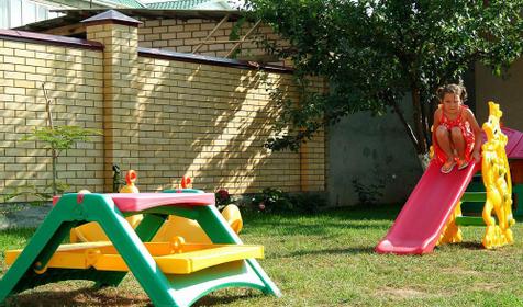 Детская площадка гостевого дома Тихий Берег, г. Анапа, п. Витязево