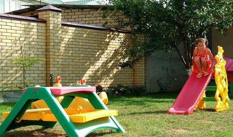 Детская площадка гостевого дома Тихий Берег, г. Анапа, п. Витязево