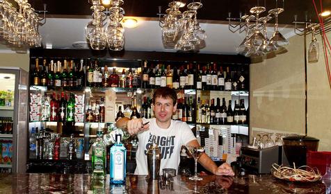 Лобби-бар в холле отеля Ателика Гранд Меридиан, г. Анапа, п. Витязево