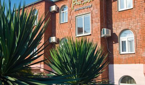 Частный гостиничный комплекс Ред Хауз, п. Шепси