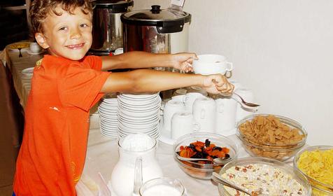 Шведский стол отеля Ателика Гранд Меридиан, г. Анапа, п. Витязево