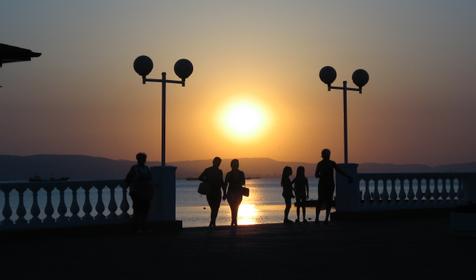 Кабардинка. Закат солнца над главным пляжем