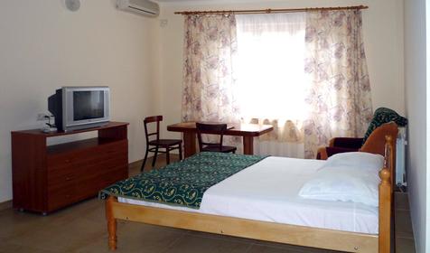 Номер на первом этаже, гостевой дом У моря, г. Сочи, Лазаревский район, п. Лазаревское