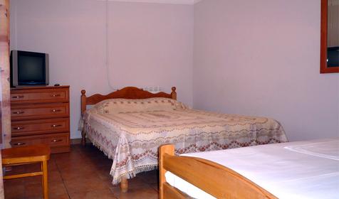 Трехместный номер, гостевой дом У моря, г. Сочи, Лазаревский район, п. Лазаревское