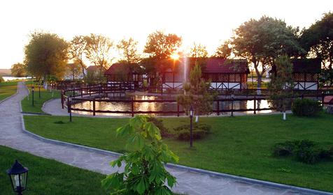 Летние беседки, база отдыха Клёвое местечко, г. Новороссийск, п. Ленинский путь