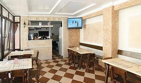 Кафе гостиницы Наш Дом, г. Геленджик