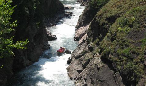 Сплавы по горным рекам. Клуб экстремалов Эдельвейс, г. Сочи, Лазаревский район, п. Дагомыс