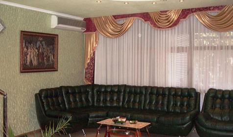 Холл в гостинице Анюта, г. Сочи, п. Лазаревское