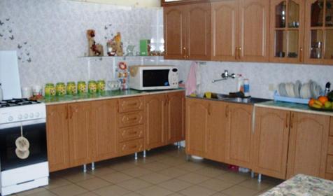 Кухня в гостинице Анюта, г. Сочи, п. Лазаревское