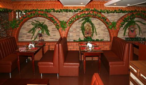 Кафе Винный погреб при частной гостинице Лиана, г. Сочи, п. Лазаревское