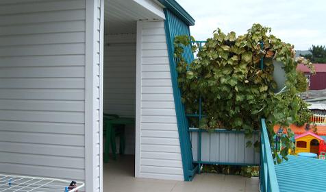 Балкон гостевого дома Катя, г. Геленджик