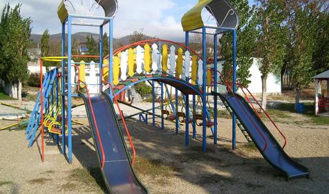 Игровая площадка детского пансионата с лечением Кировец, г. Геленджик, п. Кабардинка