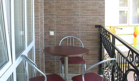 Балкон номера комфорт гостевого дома Aring House, г. Сочи, п. Лазаревское