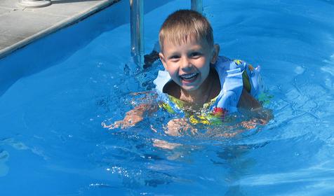 Бассейн. Мини-отель Изумрудный, г. Геленджик, п. Кабардинка