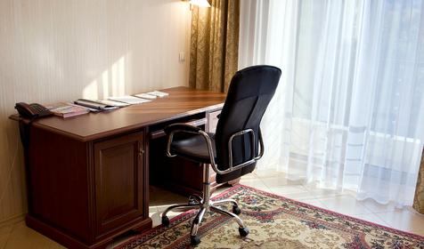 Номер люкс 3-х комнатный со смежным номером для охраны, отель Платан Южный, г. Краснодар