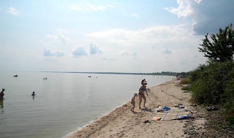 Пляж. Гостевой дом Песчаный берег, г. Ейск