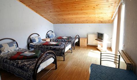 Номер, гостиничный дом Бархатный сезон, г. Геленджик, с. Кабардинка