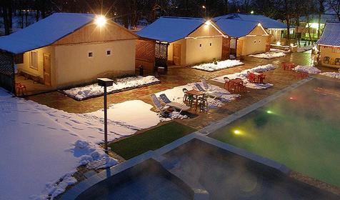 Геотермальный бассейн базы отдыха Тавуш, Лабинский район, ст. Упорная