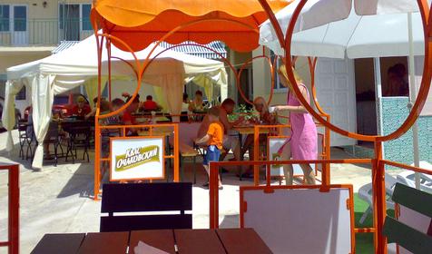 Летнее кафе гостевого дома Анастасия, г. Анапа, кп. Витязево