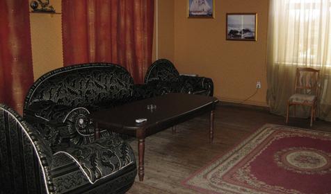 Двухкомнатный номер Люкс мини-гостиницы Морской центр, г. Ейск