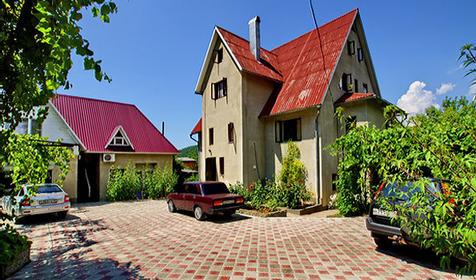 Частный гостевой дом по переулку Почтовый 7а, Туапсинский район, п. Джубга