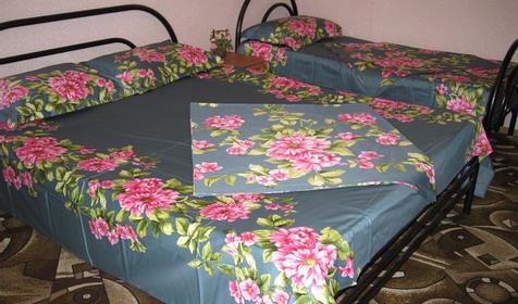 Трехместный номер гостевого дома На Кирова, г. Геленджик